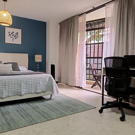 Апартаменти Acogedor Apartaestudio Ubicado En Laureles Медельїн Екстер'єр фото
