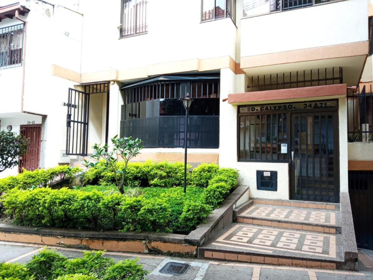 Апартаменти Acogedor Apartaestudio Ubicado En Laureles Медельїн Екстер'єр фото